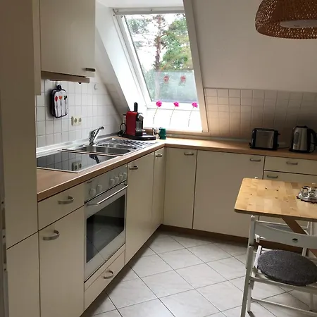 Gemuetliche 1 12-zimmer Lejlighed