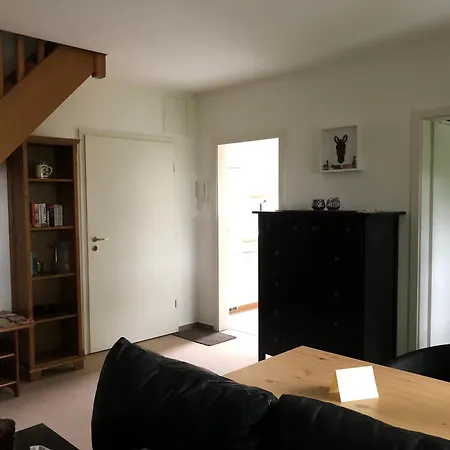 Gemuetliche 1 12-zimmer Lejlighed *