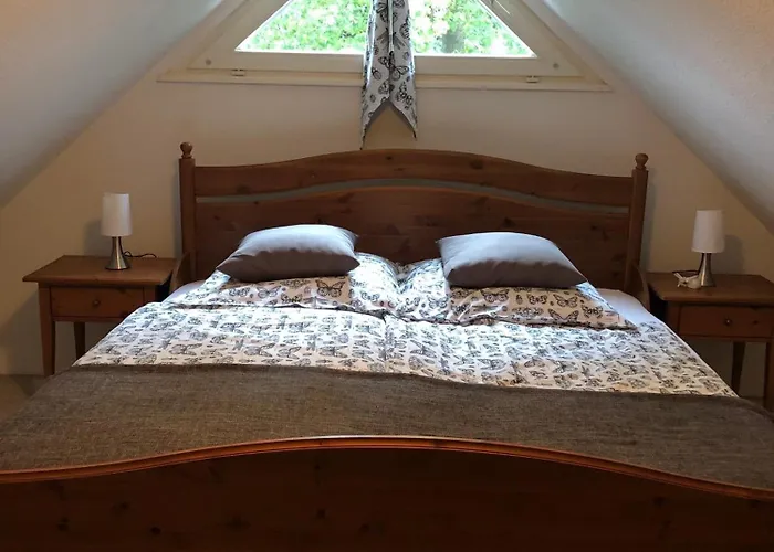 Gemuetliche 1 12-zimmer *